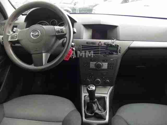 Opel Astra H Caravan Edition