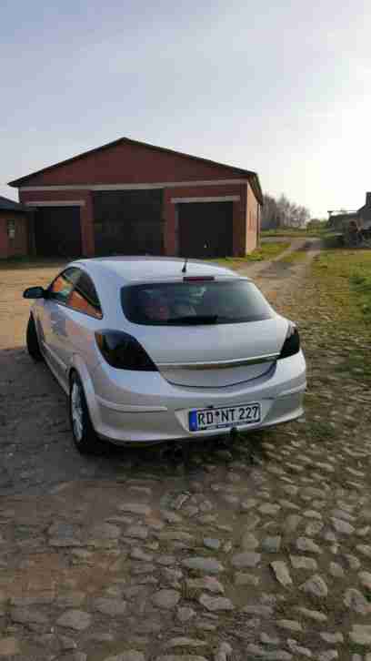 Opel Astra H GTC Sportfahrwerk LED Sportauspuff 68500KM TIP TOP ZUSTAND EZ 12/05