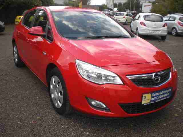 Opel Astra J Lim. 5türig Selection + Klima+CD