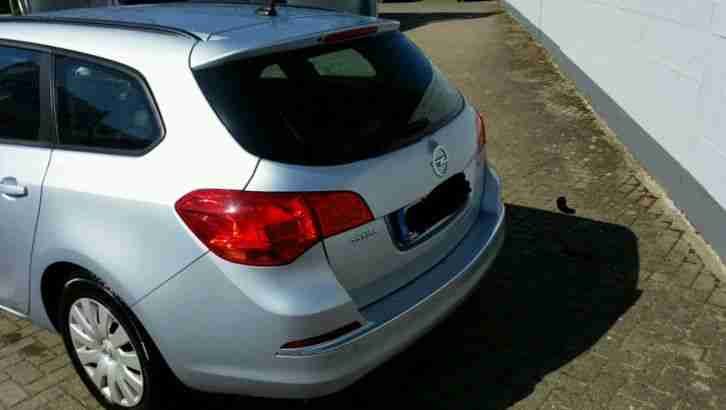 Opel Astra J Sports Tourer 1,4
