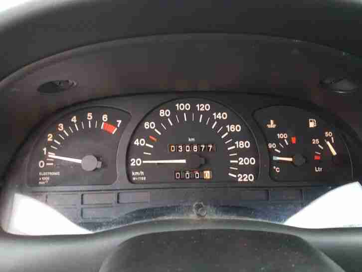 Opel Astra Scheunenfund 30.000km Tüv Renterfahrzeug kleinwagen Youngtimer Auto