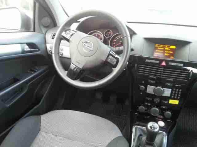 Opel Astra1.7 CDTI . DPF(119g) Edition 111ja Ecoflex