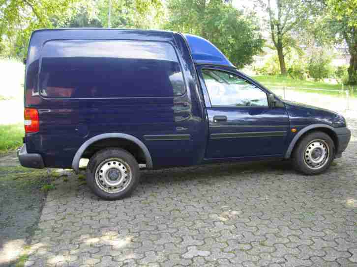 Opel Combo Ehemaliges Polizeidienstfahrzeug Erstzulassung 15.12.2000 km 92826