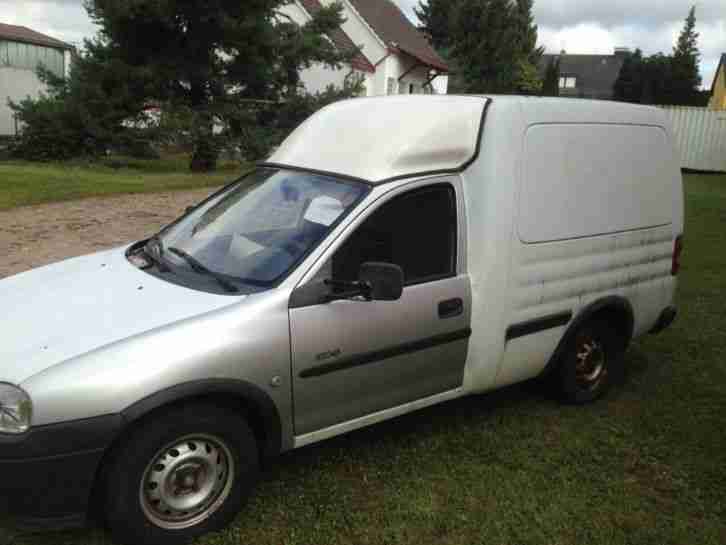 Opel Combo b mit Laderraum Kunstoffwanne schwarz