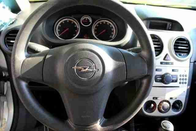 Opel Corsa 1.0 12V +ESP+Klima+ZV+Servo