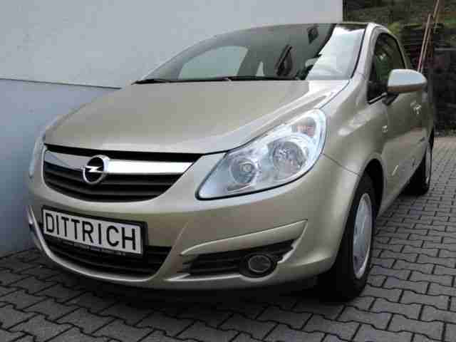Opel Corsa 1.2 16V Behindertenumbau