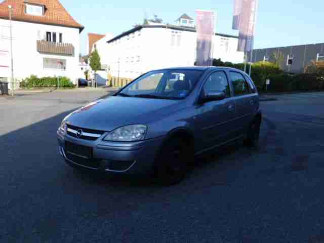 Opel Corsa 1.2 16V Cosmo