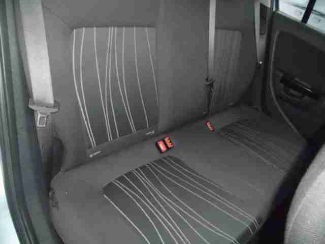 Opel Corsa 1.2 16V Cosmo