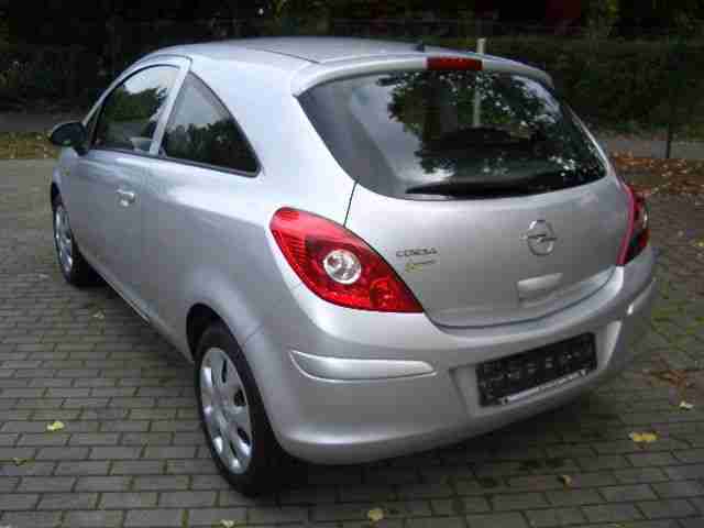 Opel Corsa 1.2 16V Edition,erst 42400 klm