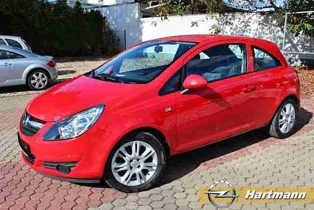 Corsa 1.2 16V Innovation Scheckheftgepflegt