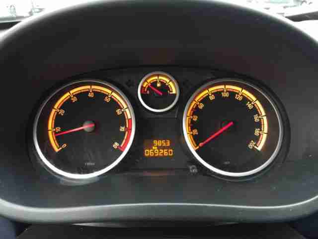 Opel Corsa 1.2 16V-TÜV NEU-KLIMA-
