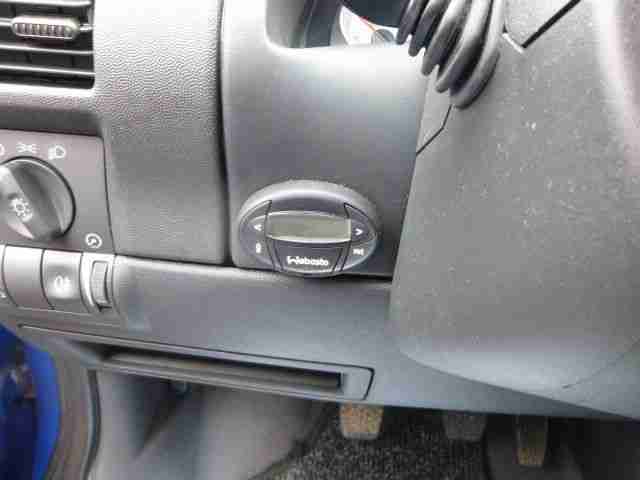 Opel Corsa 1.2 16V mit Klimaanlage und Webasto Standh