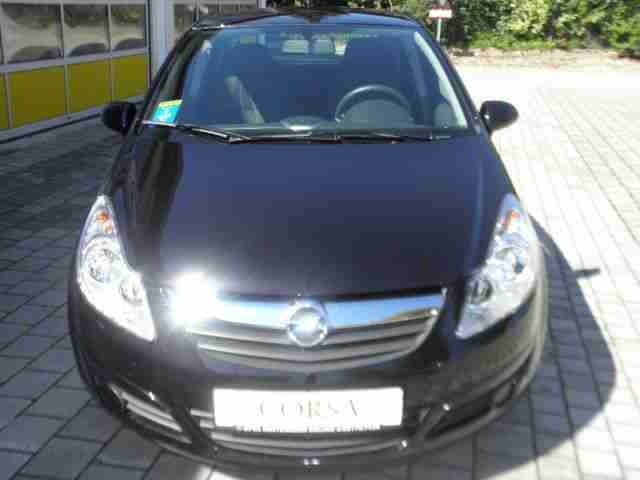 Opel Corsa 1.2 80PS 1.HD Fahrradträger