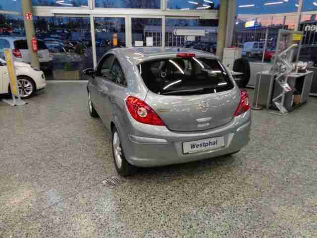 Opel Corsa 1.4 16V Innovation