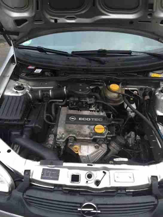Opel Corsa B AT Motor 105 000km Tüv 02/17 Kein Reperatur Stau