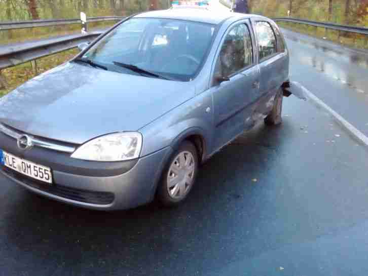 Opel Corsa C e, z. 2003 Klima , UNFALLAUTO ; AN