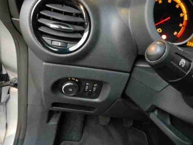 Opel Corsa D 1.2 Edition 111 Klimaanlage CD MP3 AUX