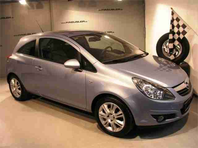 Corsa D 1.2 Innovation 110 Jahre aus 1. Hand