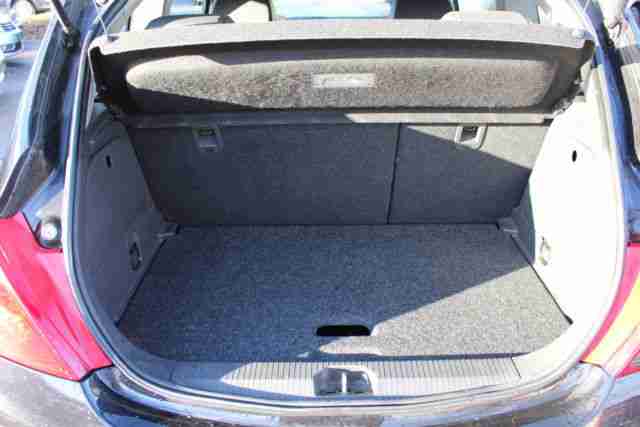 Opel Corsa D 1,4 Cosmo Sport Paket Klima Leder