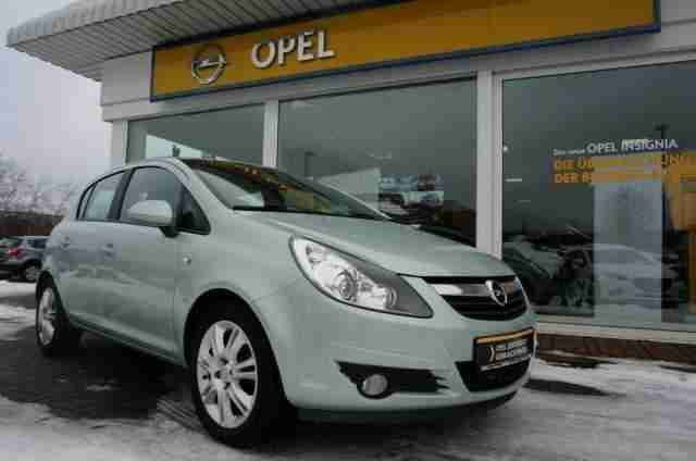 Opel Corsa D 1.4 Innovation