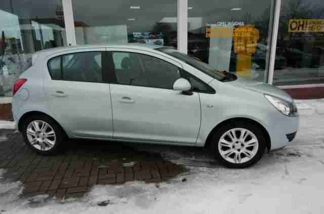 Opel Corsa D 1.4 Innovation