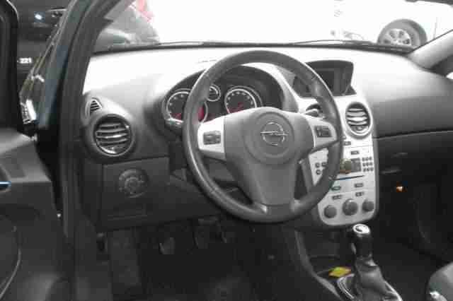Opel Corsa D 1.4 Sport
