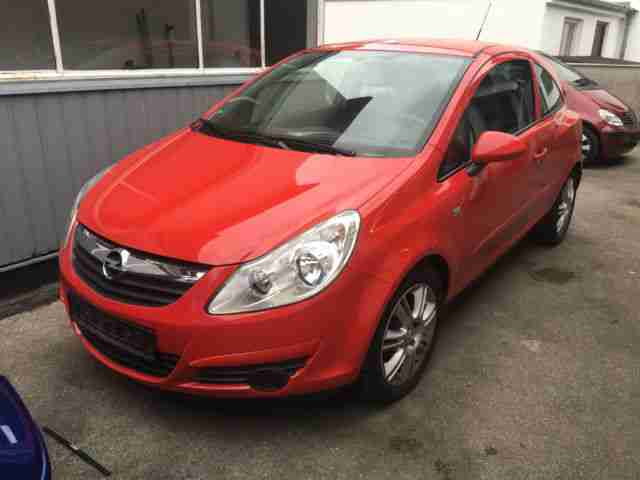 Opel Corsa D Edition