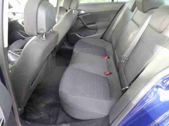 Opel Insignia 2.0 CDTI !!KLIMA!NAVI!6-GANG!2.HAND!
