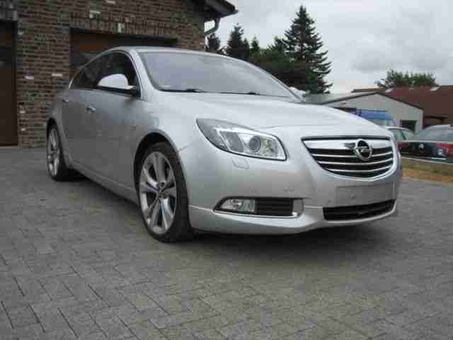 Insignia 2.8 Turbo 4x4 Cosmo