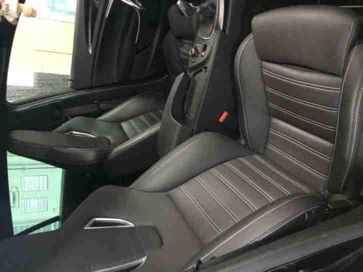 Opel Insignia Sportstourer OPC