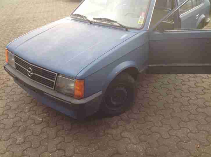 Opel Kadett D 1,3 S BJ ´82 Automatik mit Papieren Oldtimer Restauration Bastler