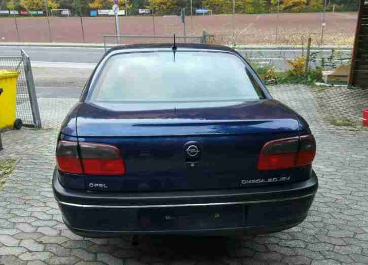 Opel Omega B 2,0