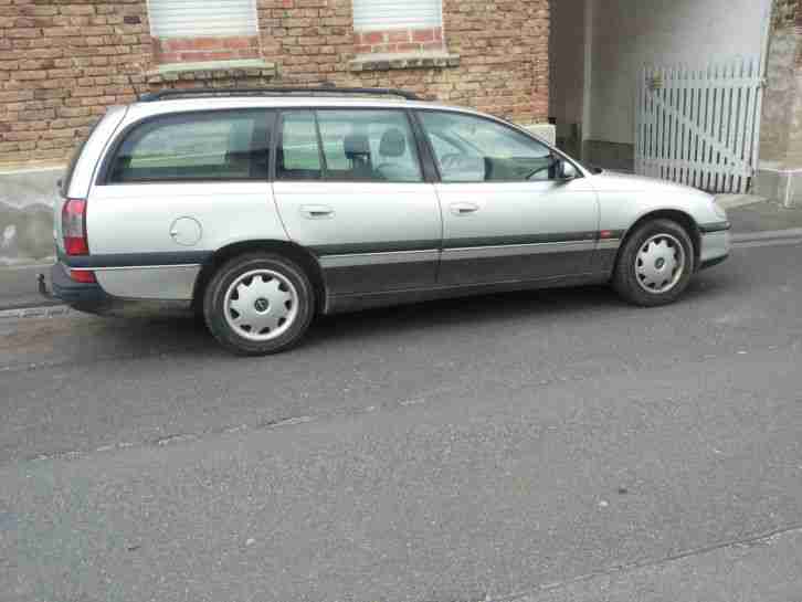 Opel Omega B Kombi 2.0 16V AHK LPG Gasanlage ( Radmuldetank ) BJ.99