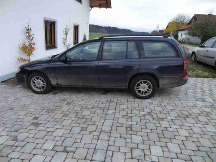 Opel Omega, Combi,