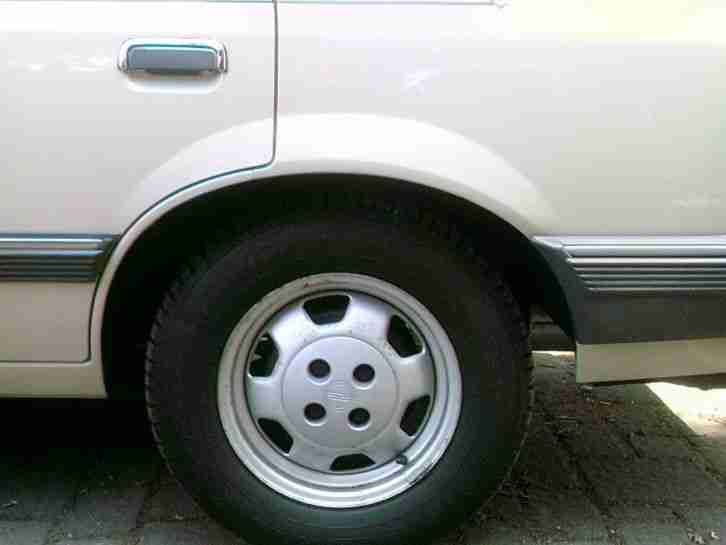 Opel Rekord 1.8 S Luxus H-Kennzeichen Rentnerfahrzeug