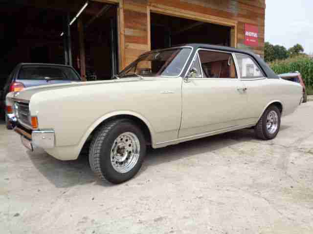 Opel Rekord 1700S