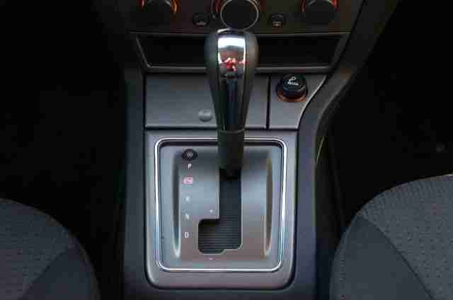 Opel Signum 2.2 Automatik Edition Xenon AAC SHZ Temp.