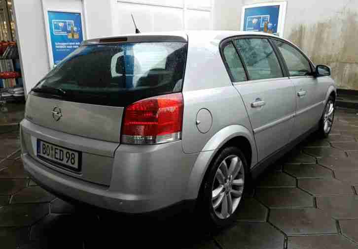 Opel Signum 2.2 Benziner 155PS