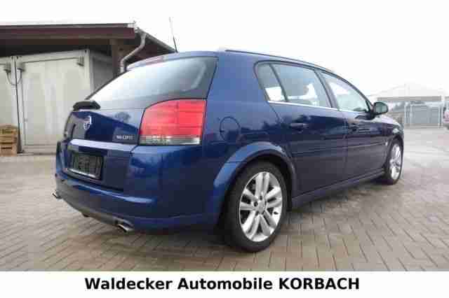 Opel Signum 3.0 V6 CDTI Sport