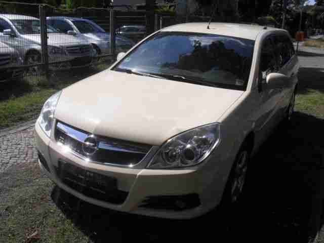 Opel Vectra 1.8 Station Wagon+LPG GAS+SAUBER+NAVIGATI