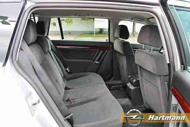 Opel Vectra 2.2 Caravan Elegance