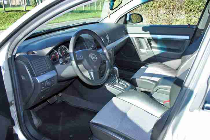 Opel Vectra 2.2 GTS,Xenon ,LPG, Navi.,Schiebedach, Sitzheizung AHK, Gasanlage