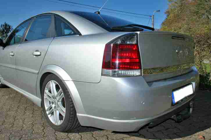 Opel Vectra 2.2 GTS,Xenon ,LPG, Navi.,Schiebedach, Sitzheizung AHK, Gasanlage