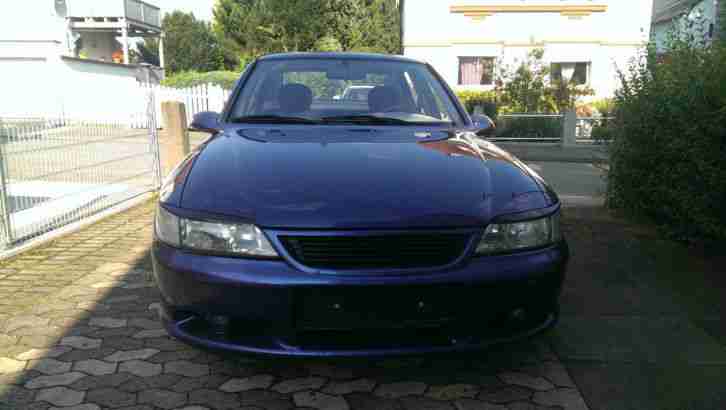 Opel Vectra B 1, 6 16V Sport