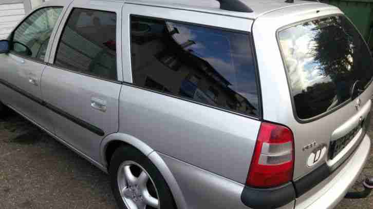 Opel Vectra B Kombi/ Caravan 1,8l mit 184585 Klm.