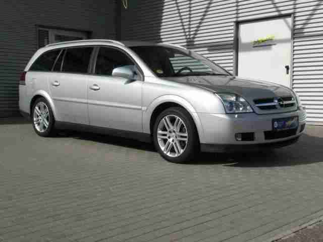 Opel Vectra C Caravan 3.0 CDTI Sport