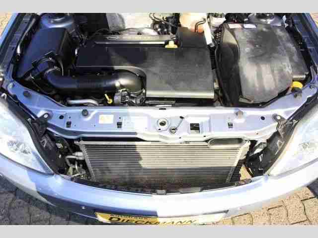 Opel Vectra Elegance 2,2 Automatik PDC Lenkradhzg.