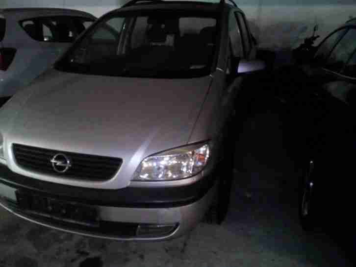 Opel Zafira 1.6 Silber BJ 2002