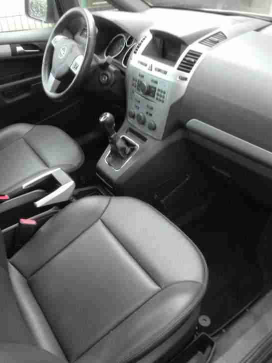 Opel Zafira B, Van 1,7CDTI Bj 02/2010 (Euro 5) TÜV 04/2020