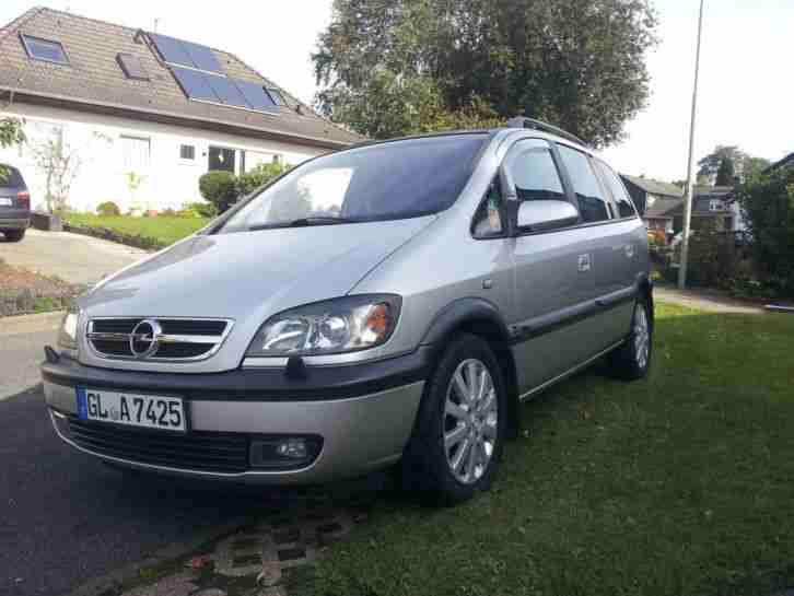 Opel Zafira Executive 2, 2 Vollausst Xenon Klimaautomatik